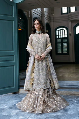 Pakistani Wedding Dress in Royal Lehenga Kameez Style